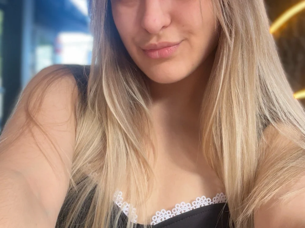 alexa22112 offline chatrum
