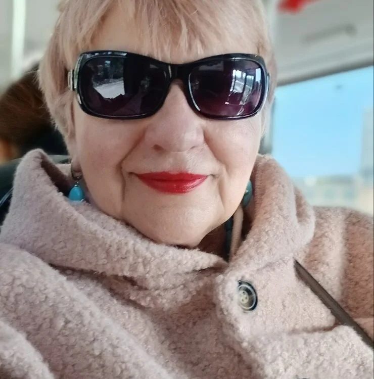 SweetCherry27's Offline XXX Chat