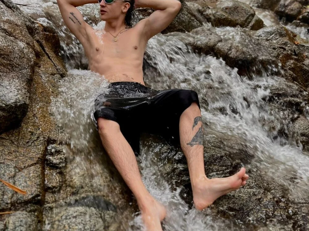 Dimitri_higth420 Offline XXX-chat