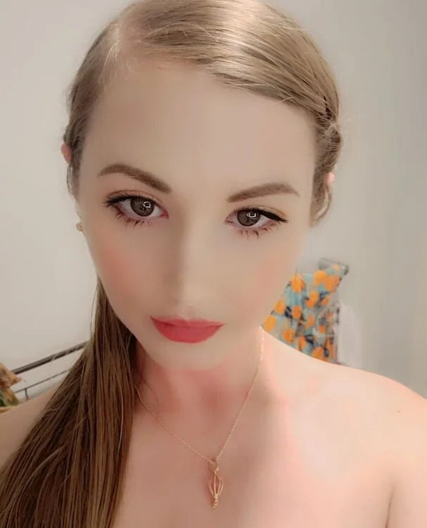 LovelynHeart's Offline Chat Room