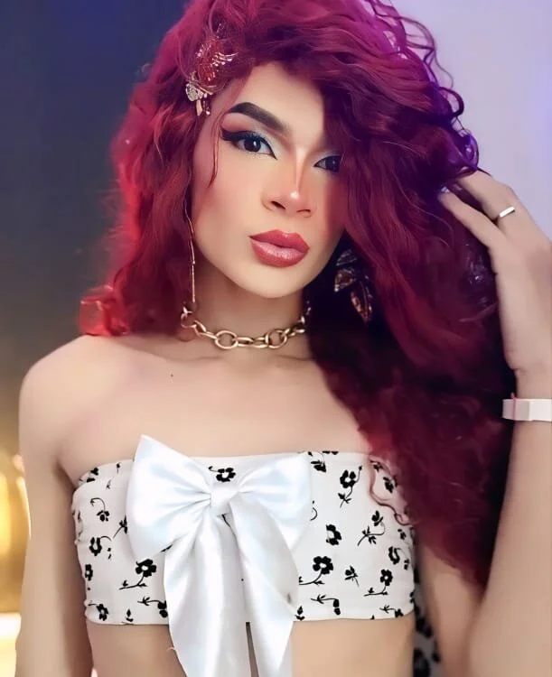 AteneaTaylorQueen Chat XXX offline
