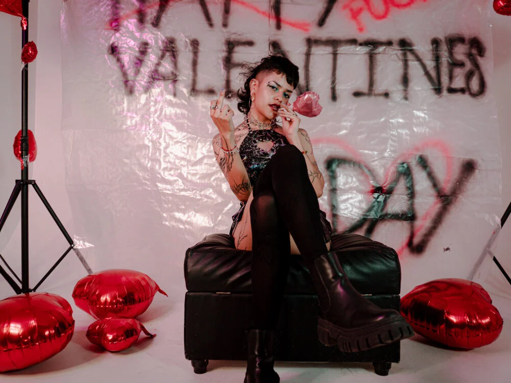 trinittyn Live XXX chat