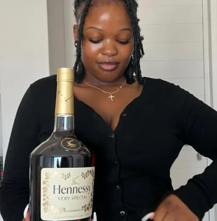 HornyMysteryx cam model