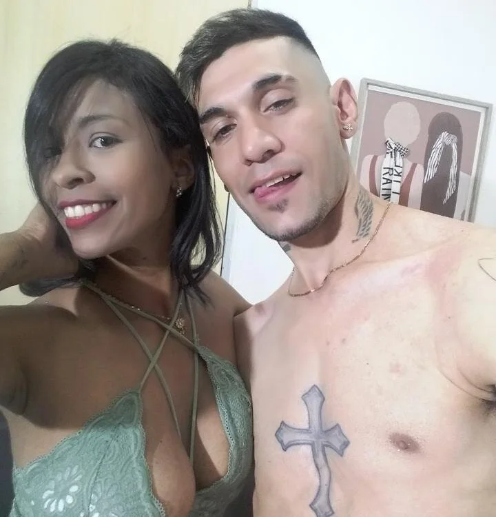 Offline XXX chat modela Stormandloganxx
