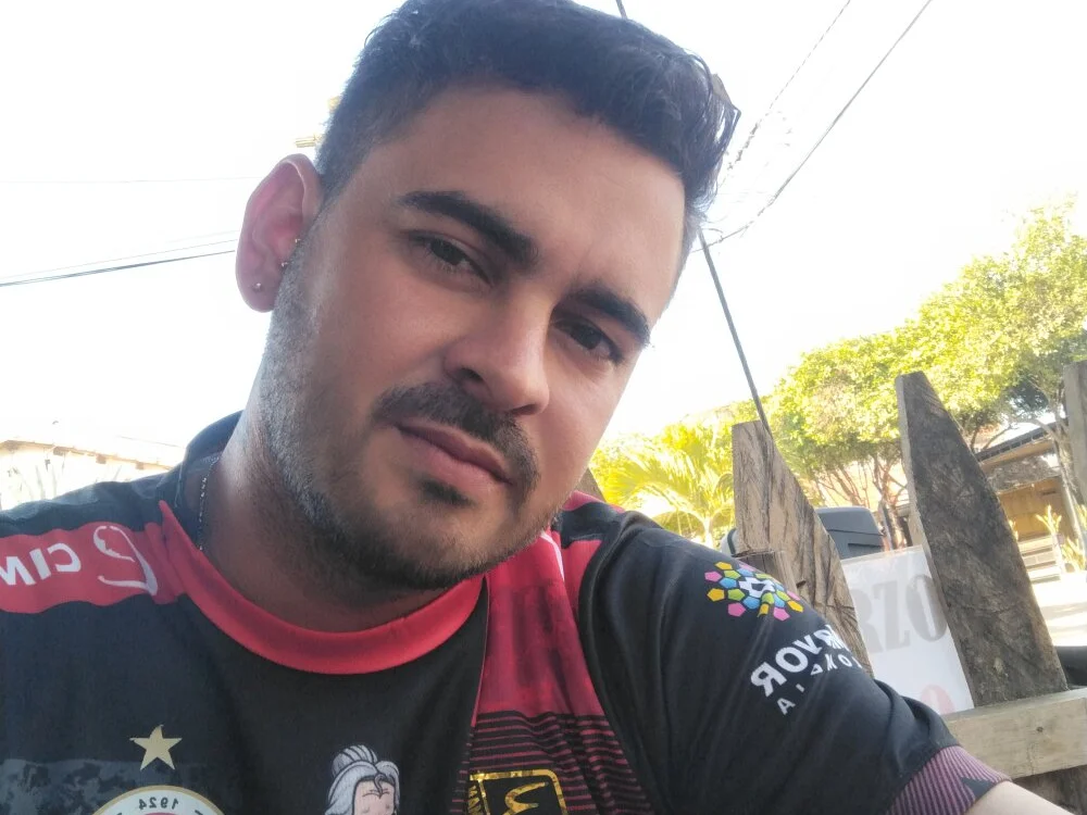 diegolebu's Offline XXX Chat