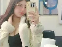 Crystal1_b_'s Offline Chat Room