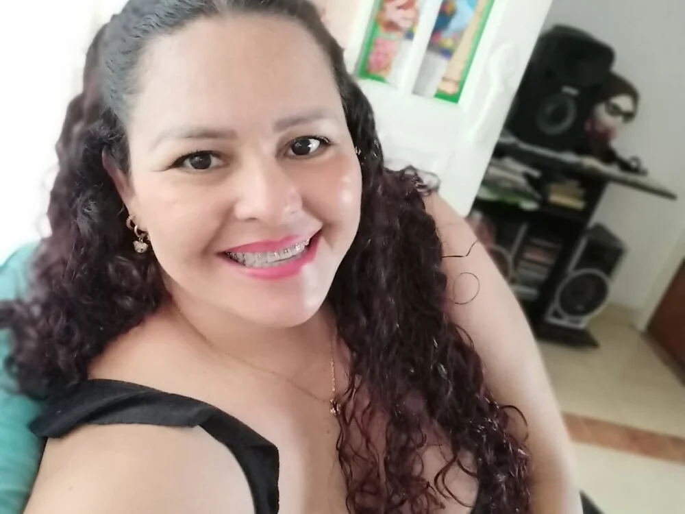 Chat +18 off-line de Queen_VictoRY_