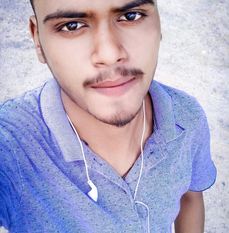 asikiiiiii Chat XXX Ngoại tuyến