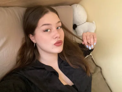 KristiGroune on StripChat