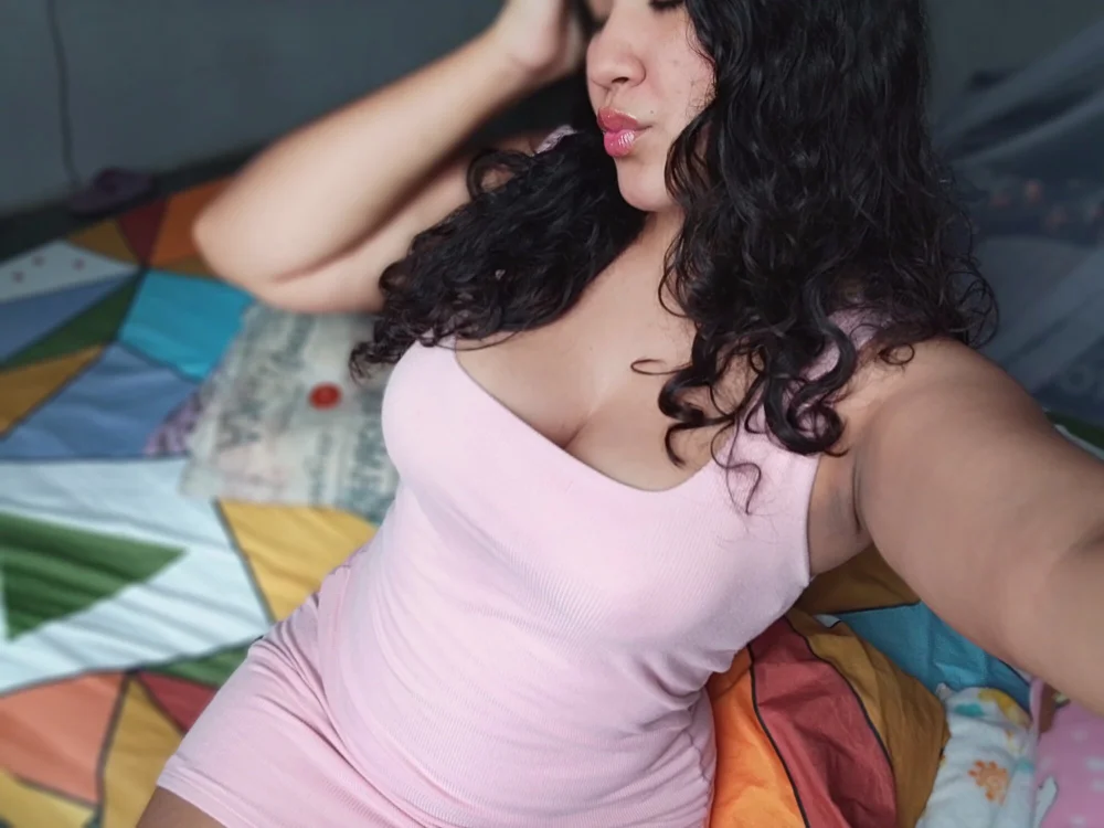 Luzmaellys' Offline XXX Chat