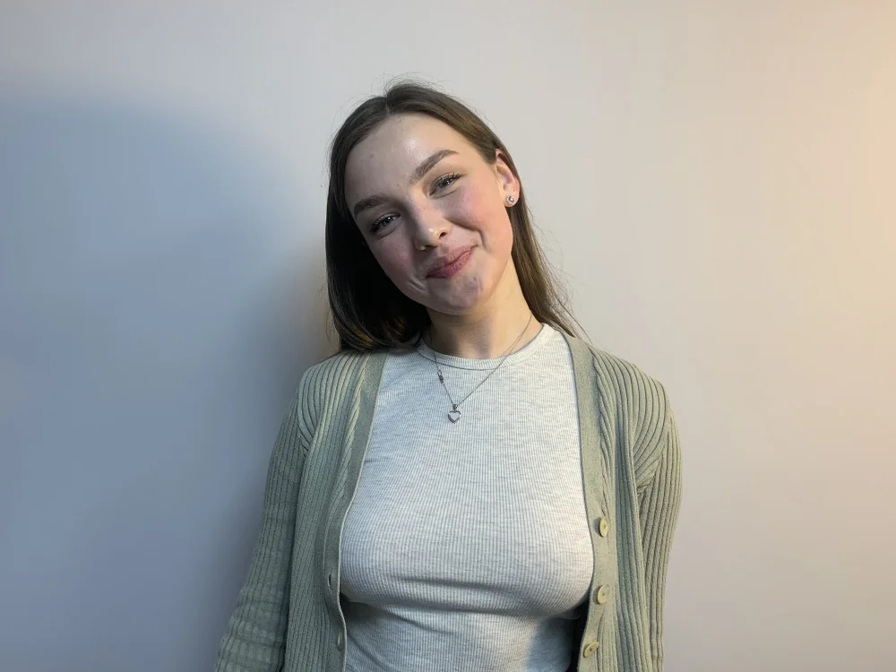 BessieGardner's Offline Chat Room