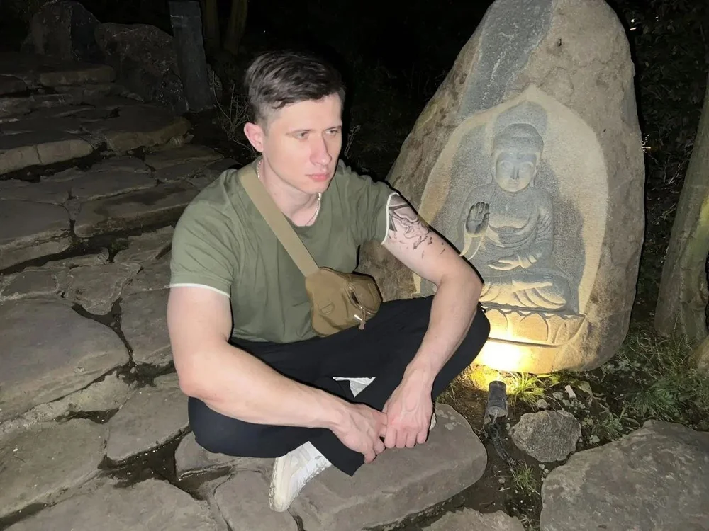 LucaEdwards – Offline XXX chat