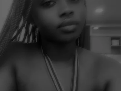 Ebony_Ashley