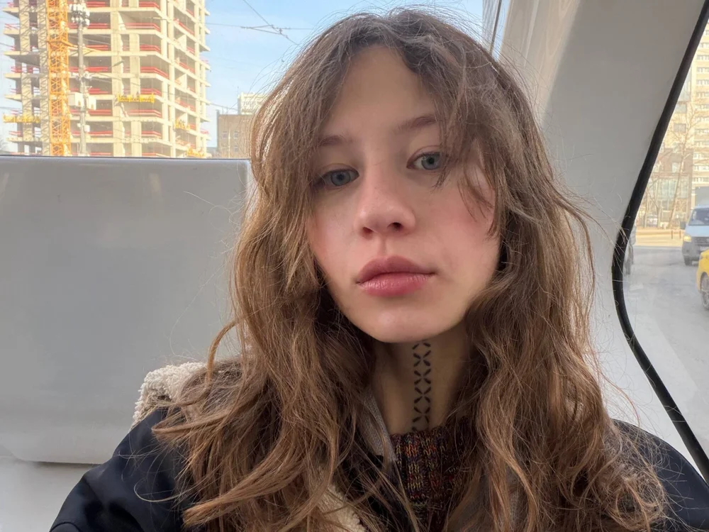 LiviaSweet_'s Offline Chat Room
