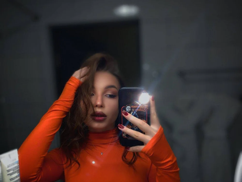 DareleneBolam's Offline XXX Chat