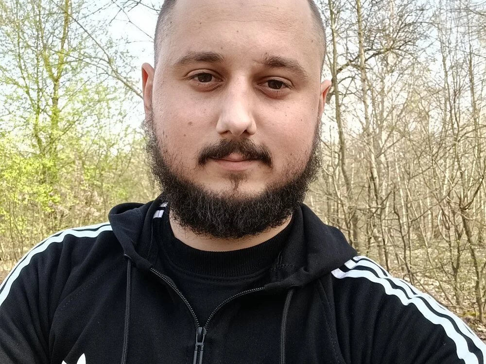 Oliver-GoldX – Offline XXX chat