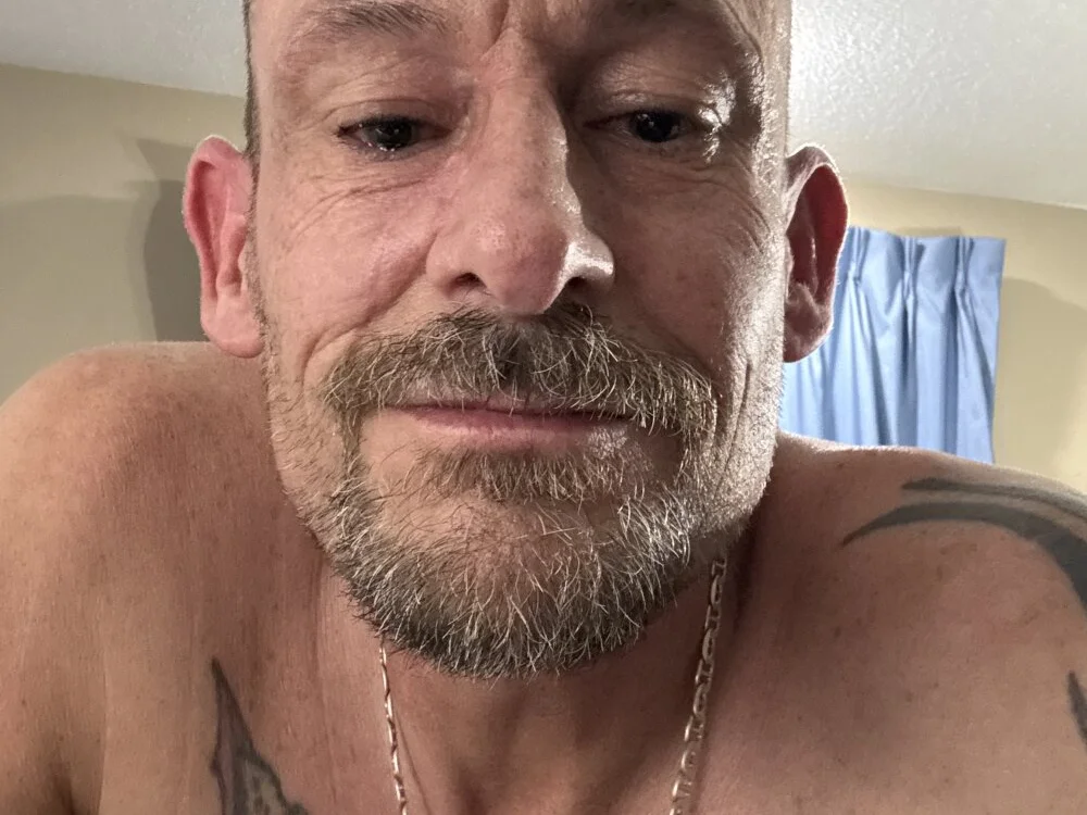 pantieboy239's Offline XXX Chat