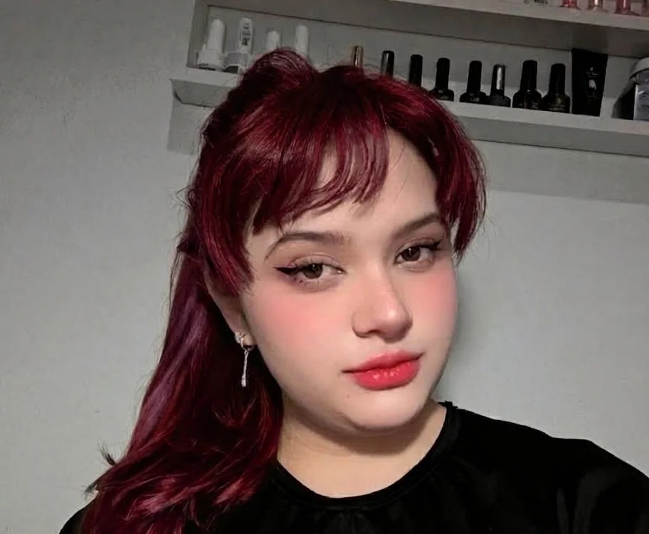 Red_Chantal's Offline Chat Room
