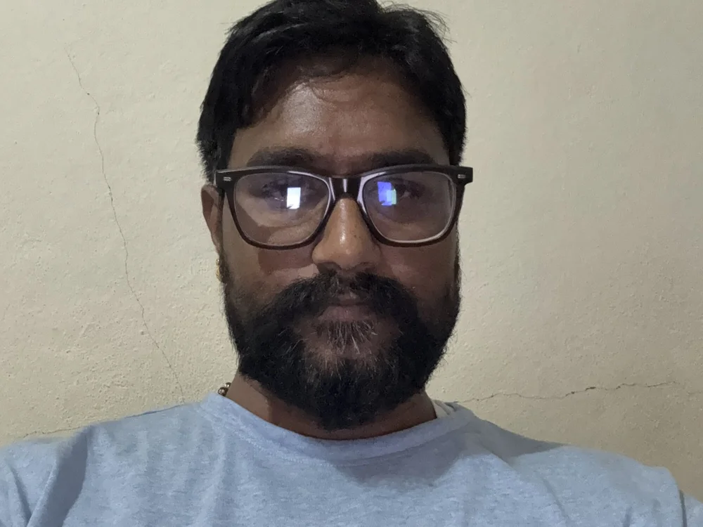 دردشة Sexydeep33 الجنسية دون اتصال