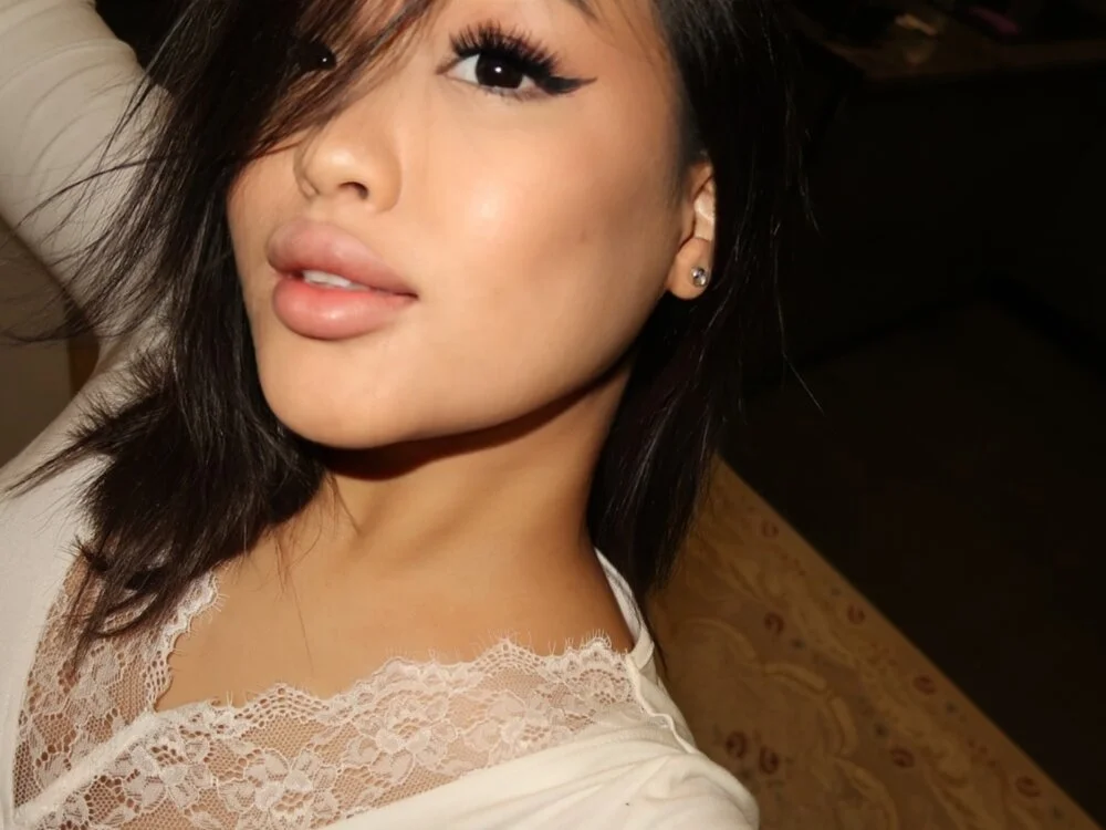 luna_yum – Offline XXX chat