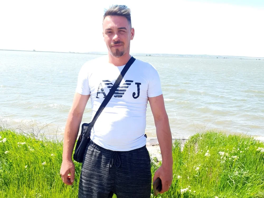 Offline chatovací místnost Alexandru045