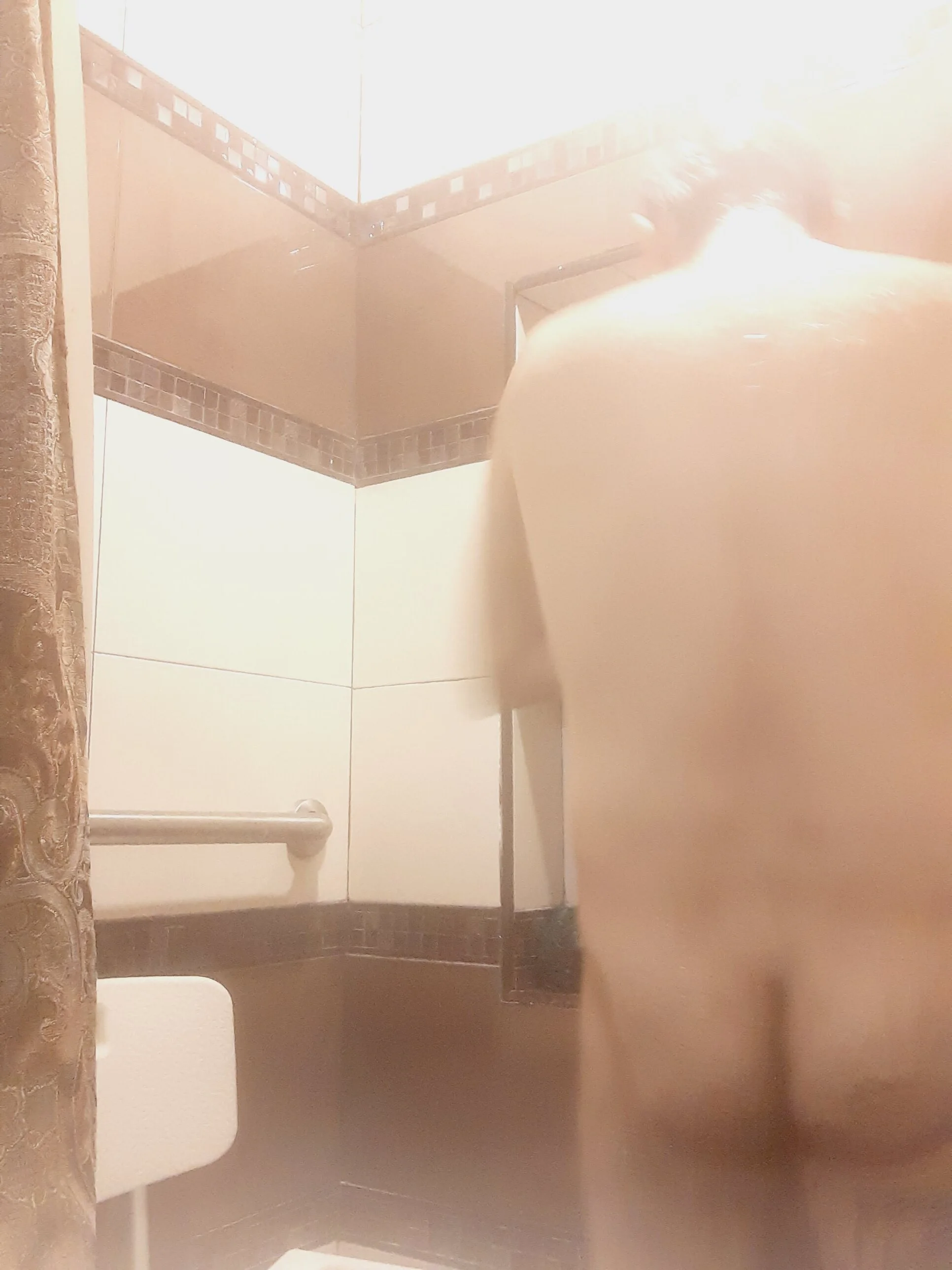 Gearsuit live webcam