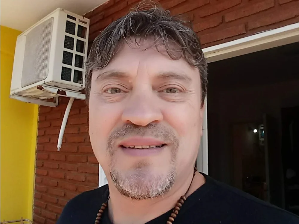 semental0970's Offline Chat Room