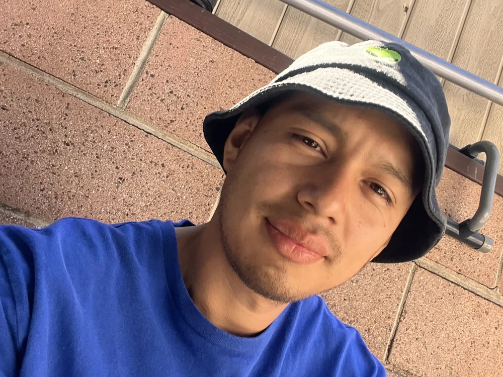 Estevano508's Offline Chat Room