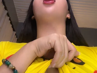 Songbirdts Trans Cumplay Free Webcam Sex