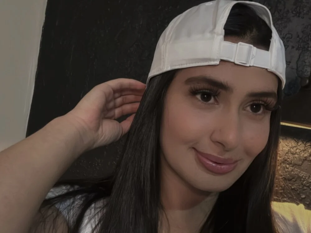 saritass_ Adlı Modelin Canlı XXX Sohbeti