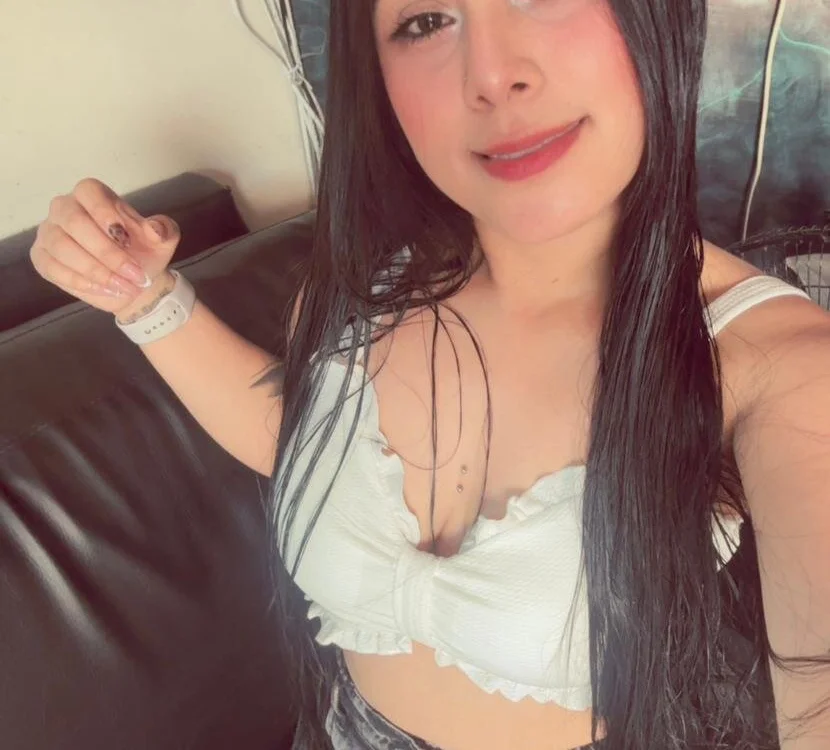 Antonella07_'s Offline Chat Room