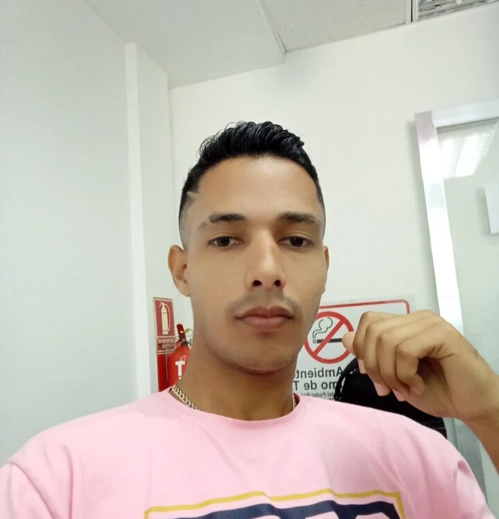 Chat XXX offline de Morenoxxxhot