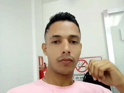 Morenoxxxhot profile