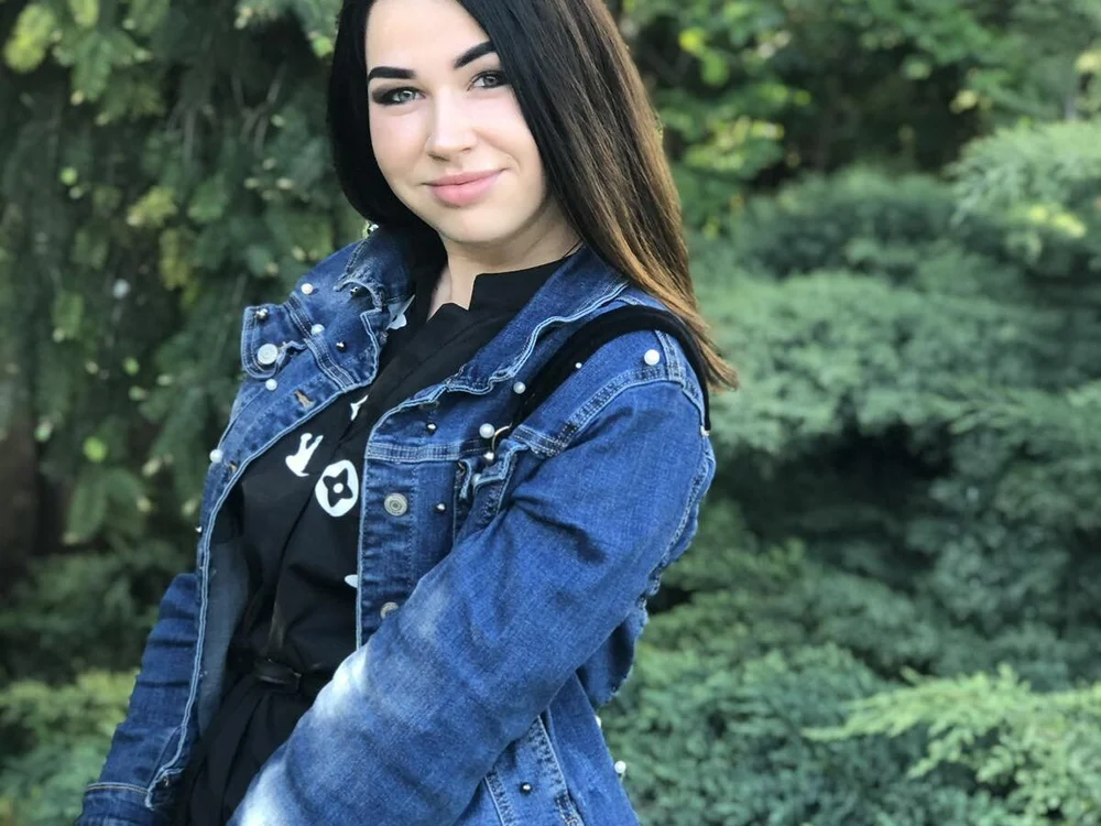 Maribel_Netta's Offline Chat Room