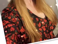 BustyBlonde_Lara
