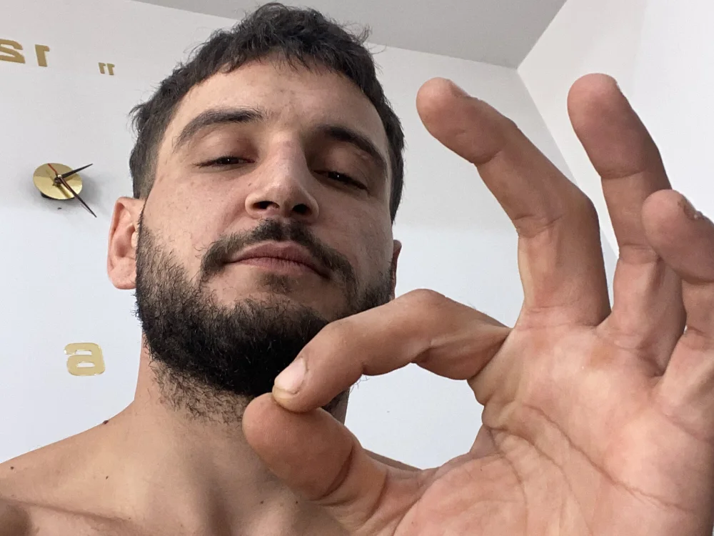 totorgas' Offline Chat Room