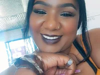 HugeFlabbyAss's webcam live show
