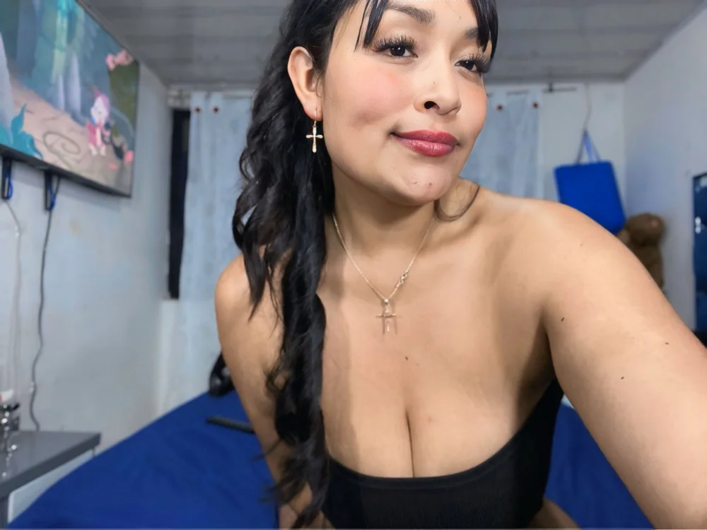 Simplemente_Aurora offline XXX-chat