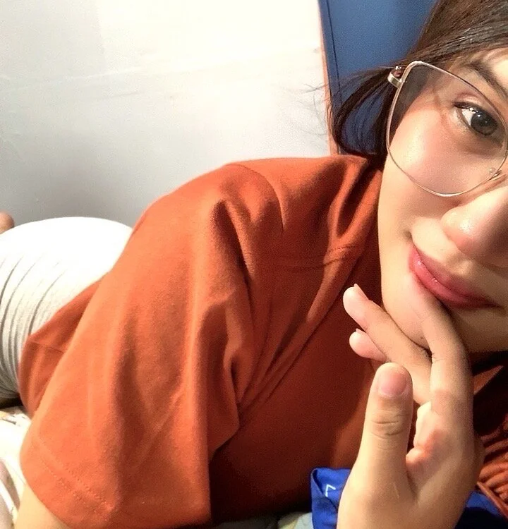 luxynicole Obrolan XXX Offline