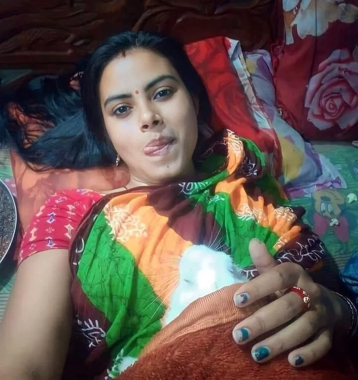 Ankitahot1993 Offline XXX-Chat