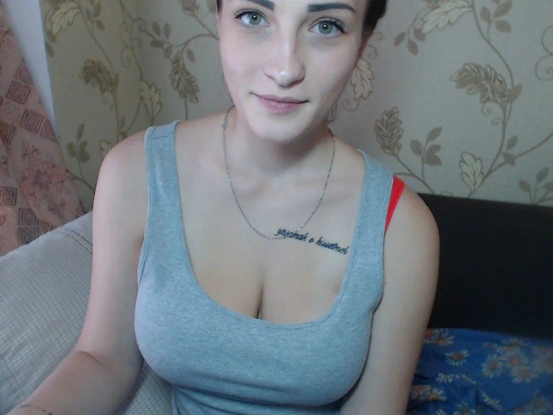 Diane_Six's Offline Chat Room