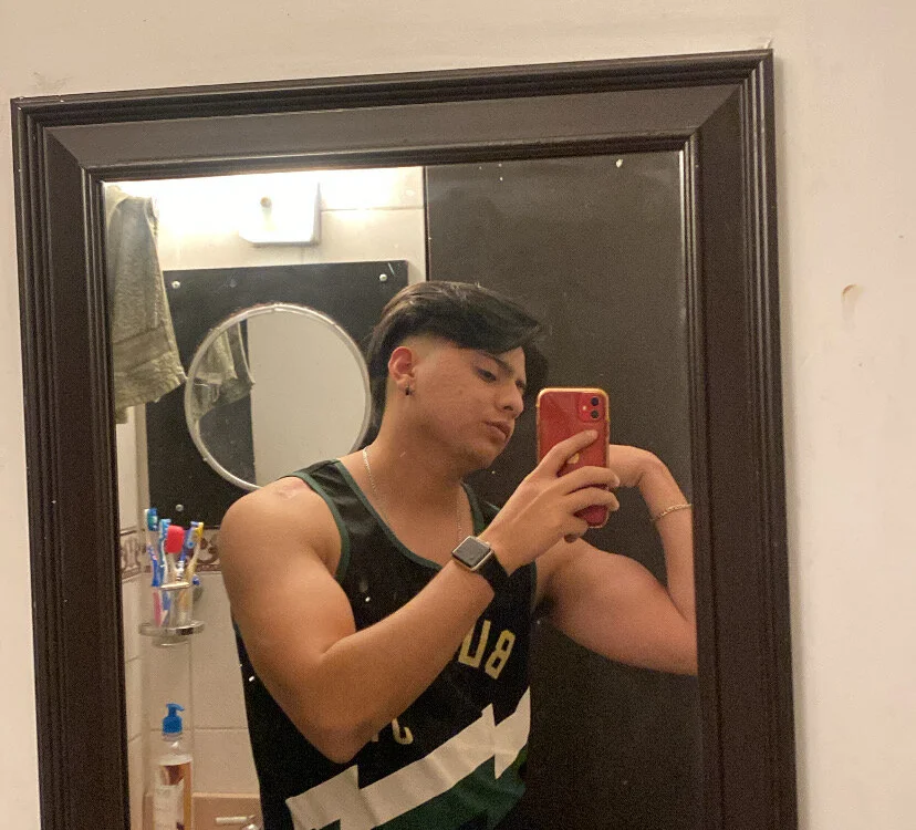 Dirty-boy2 offline XXX-chat