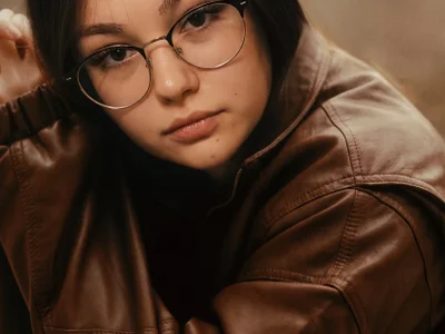 VeronicaBelly - Girl 