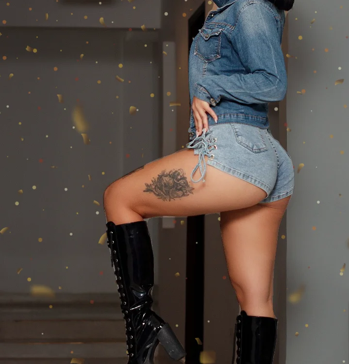 Cleopatra_atene offline chatrum