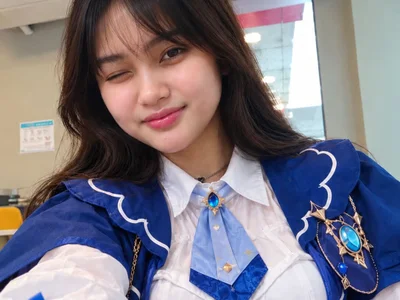 Ur_Lily - Girl 