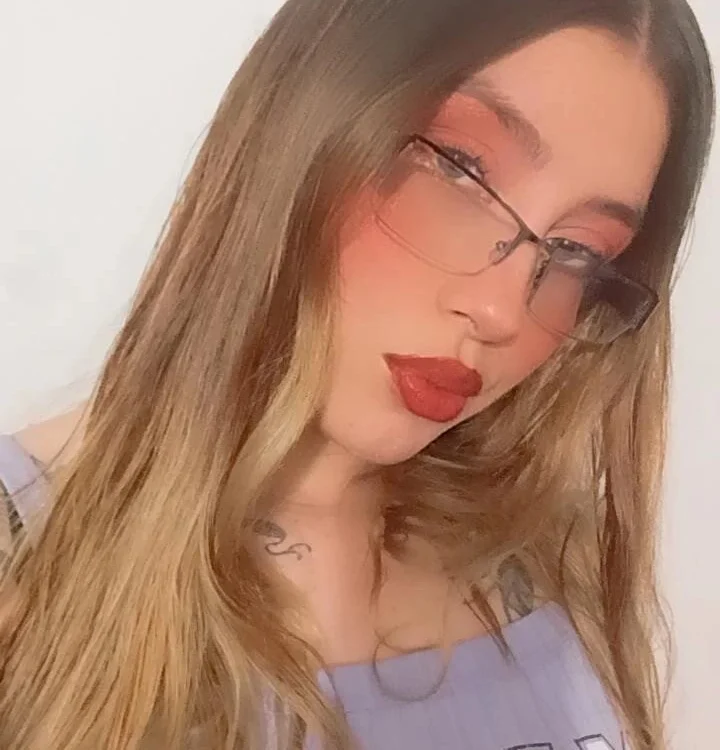ginebra_lee offline chatrum