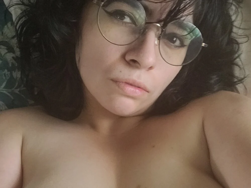 faekitten97 Offline XXX-Chat