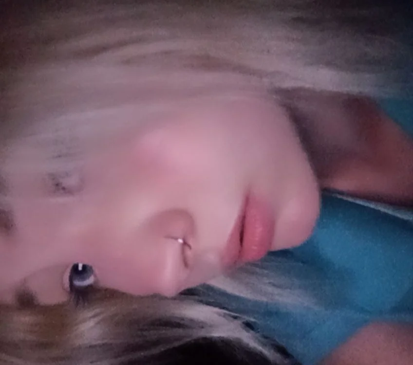 KittieHarper offline chatrum