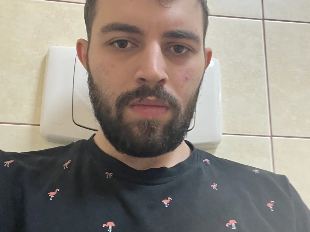 jshxhehxhshe Adlı Modelin Çevrimdışı XXX Sohbeti