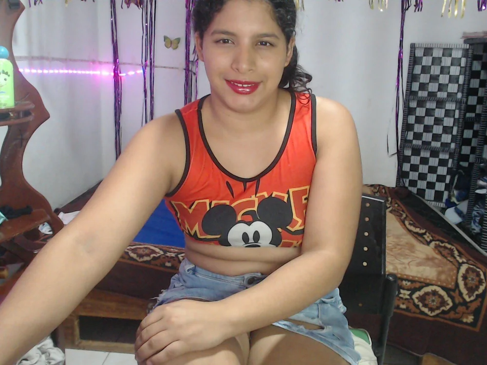 sexyhot20xxx's Offline XXX Chat
